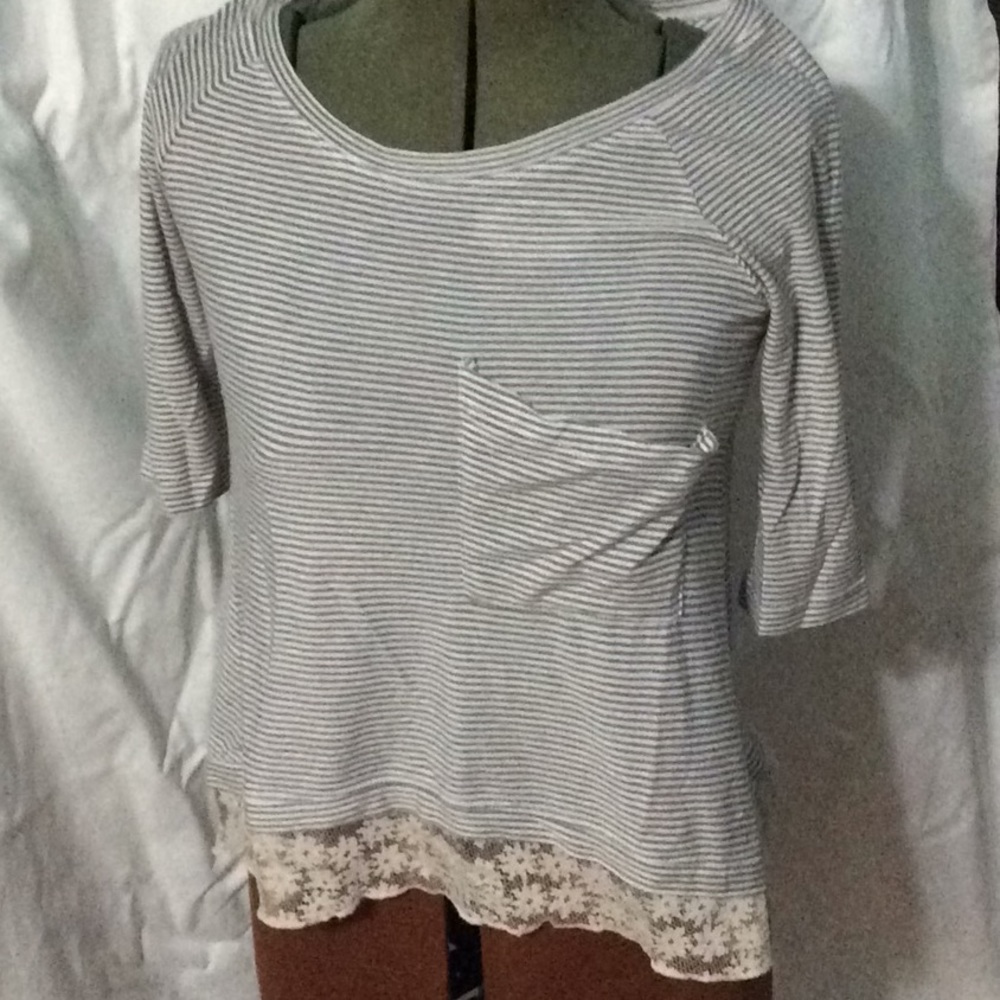 Hazel short sleeve lace trimmed sweater